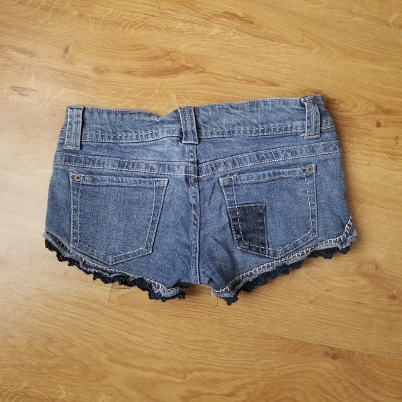 patchwork shorts - Picture 2 of 3